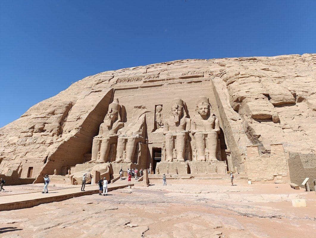 Excursion Temple d'Abou Simbel – Abou Simbel, sud d'Assouan (photo 1)