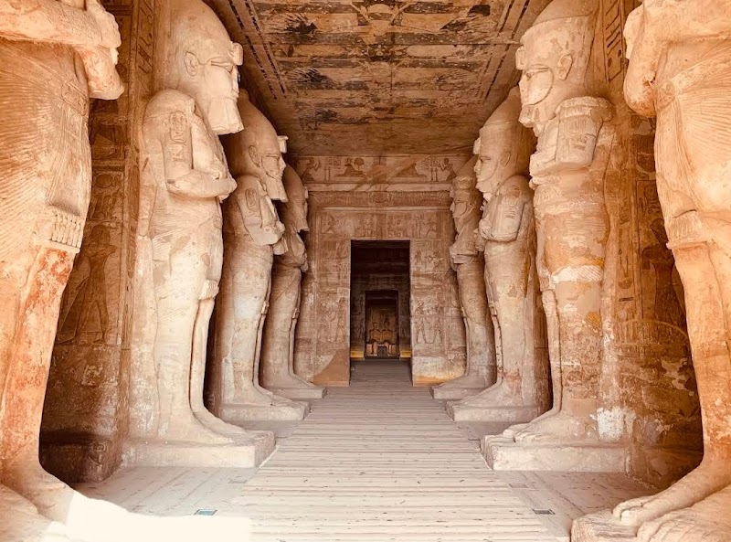 Excursion Temple d'Abou Simbel – Abou Simbel, sud d'Assouan (photo 3)