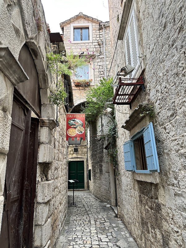 Excursion Trogir - Vieille ville médiévale UNESCO – Île de Trogir, Croatie (photo 1)