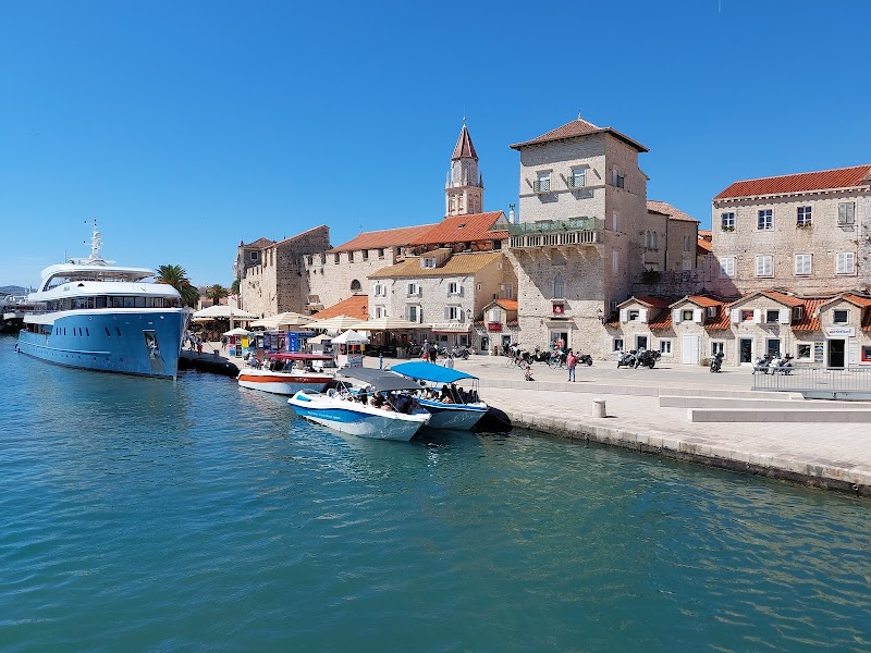 Excursion Trogir - Vieille ville médiévale UNESCO – Île de Trogir, Croatie (photo 3)