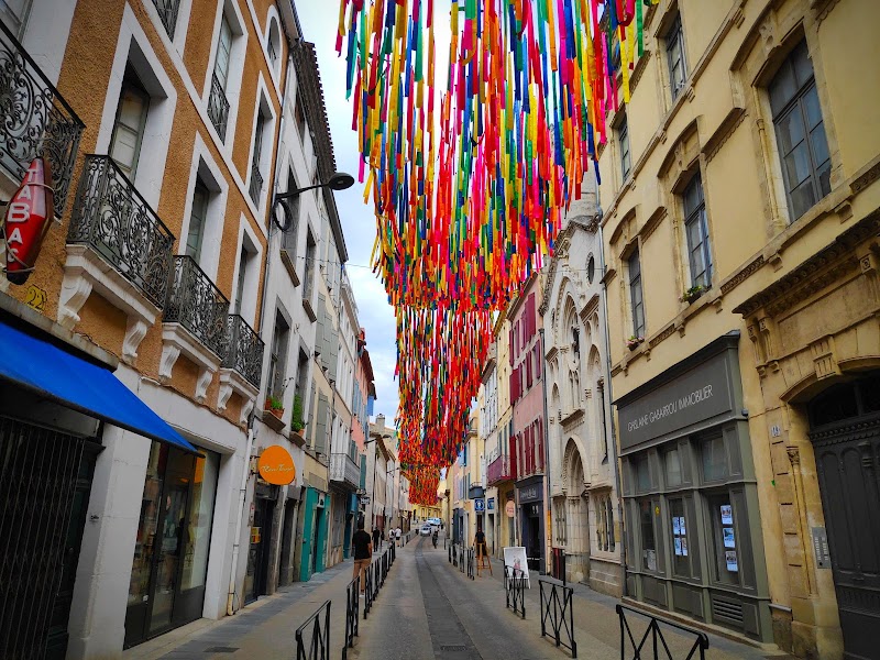 Exploration de la Bastide Saint-Louis – Place Carnot, Bastide Saint-Louis, Carcassonne (photo 2)