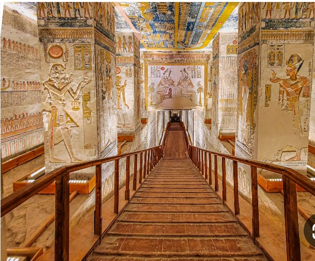 Exploration de la Vallée des Rois – Vallée des Rois, Rive Ouest, Louxor, Égypte (photo 2)