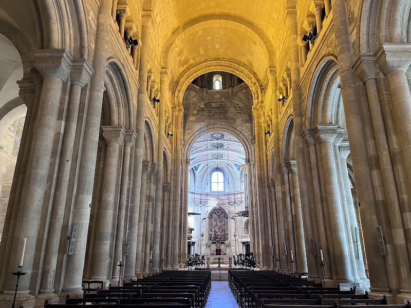 Exploration du quartier d'Alfama – Départ de la Cathédrale de Lisbonne (Sé), Largo da Sé, 1100-585 Lisboa (photo 2)