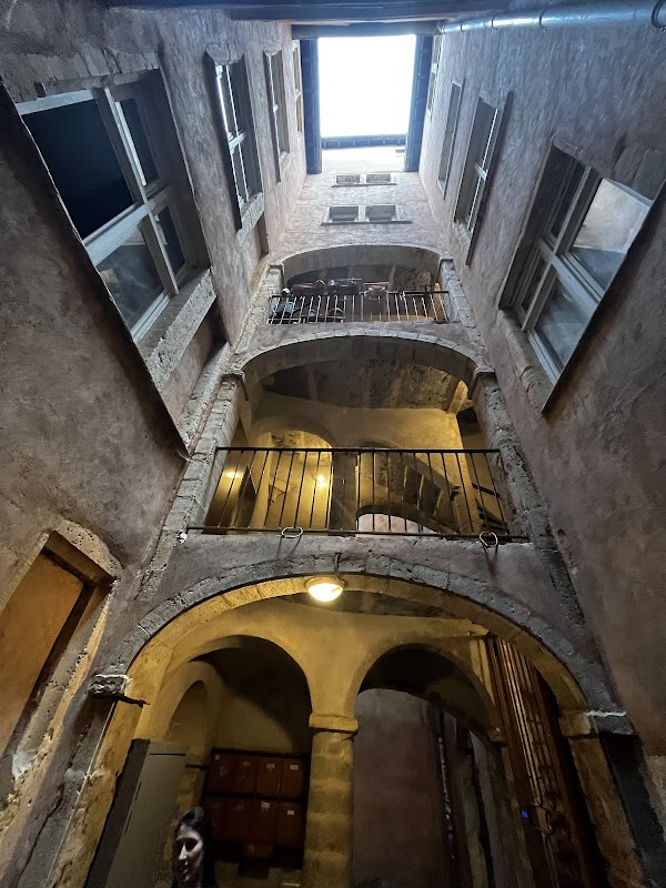 Exploration du Vieux Lyon et des Traboules – Quartier Saint-Jean, 69005 Lyon (photo 3)