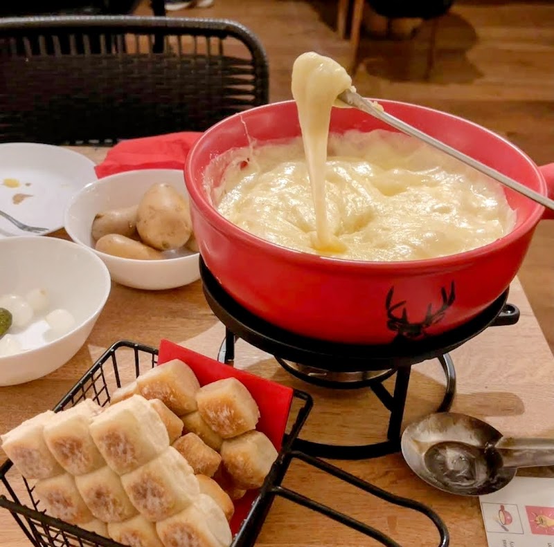 Fondue Villa & Garden – Interlaken (photo 3)