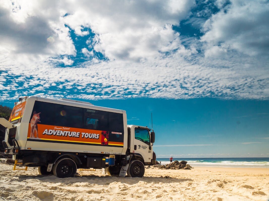 Fraser Island Adventure Tours – Lake Mc Kenzie Rd, K'gari QLD 4581, Australia (photo 1)