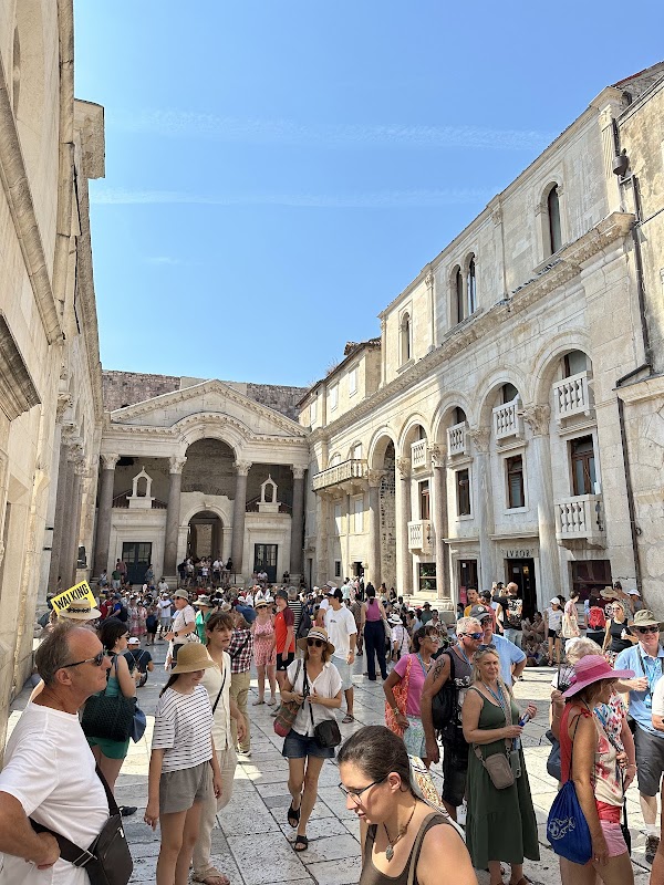 Free Walking Tour Split – Diocletian's Palace, Split (photo 3)