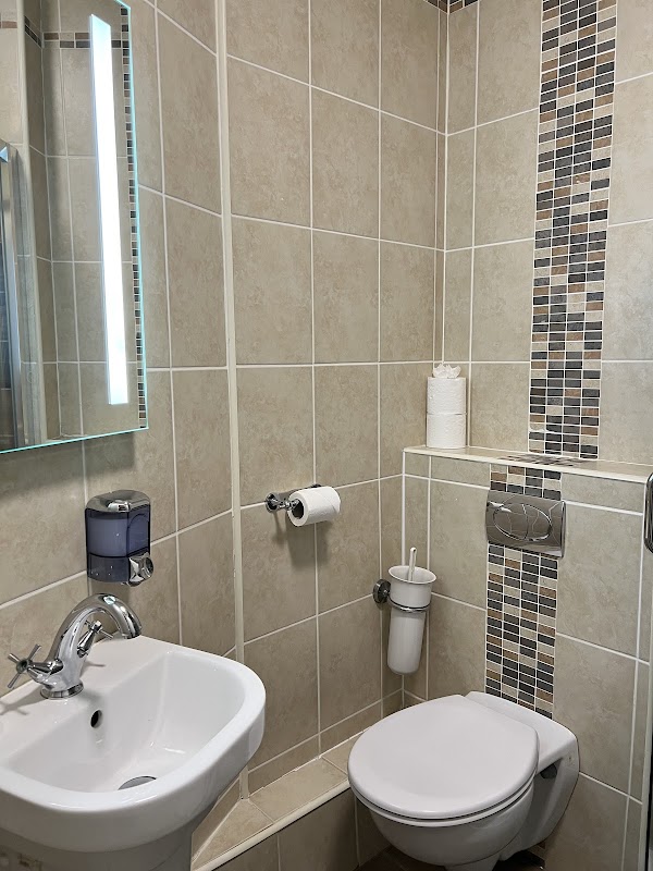 Gabriel House Guesthouse – Summerhill North, Victorian Quarter, Cork, T23 X963 (photo 3)
