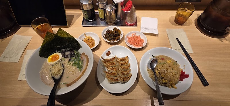 Ippudo Ramen Harajuku – Harajuku, Tokyo (photo 3)