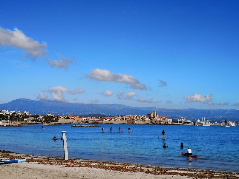 Journée à la plage de la Salis – Boulevard James Wyllie, 06600 Antibes (photo 3)
