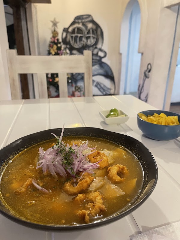 La Cevicheria by Isla Grill – Av. Charles Binford e Islas Plazas, Puerto Ayora, Galapagos (photo 2)