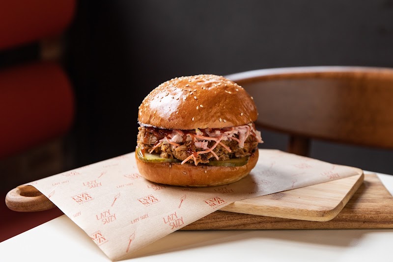 Lazy Suzy - Smoked BBQ Burger – 45 Rue du Commerce, 37000 Tours (photo 2)