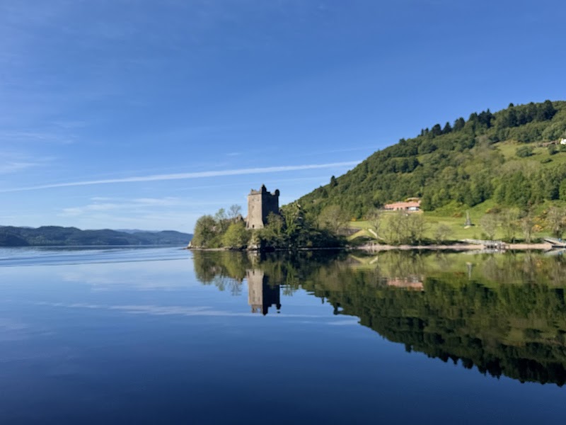 Loch Ness Boat Tour & Urquhart Castle – Clansman Harbour, Drumnadrochit (photo 3)