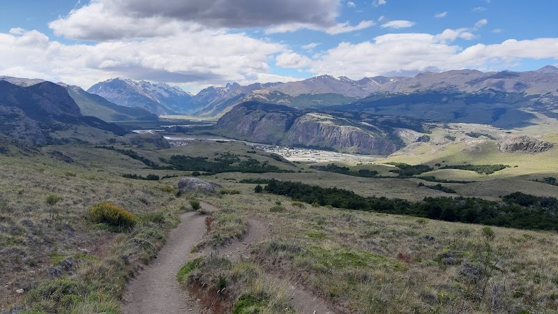 Loma del Pliegue Tumbado trek – El Chaltén (photo 2)