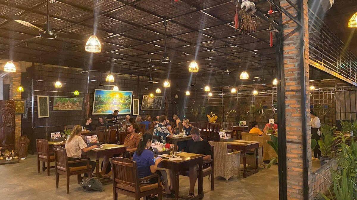 Madame Moch – 021 Taphul Rd, Krong Siem Reap, Cambodge (photo 1)