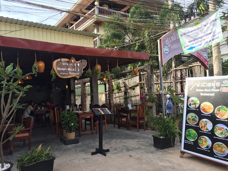 Madame Moch – 021 Taphul Rd, Krong Siem Reap, Cambodge (photo 3)