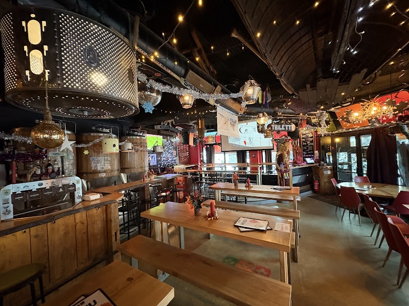 MBC (Micro Brasserie de Chamonix) – 350 Route du Bouchet, 74400 Chamonix-Mont-Blanc (photo 3)