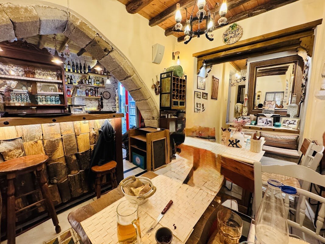 Metaxi Mas – Chora, Naxos Town, Grèce (photo 1)