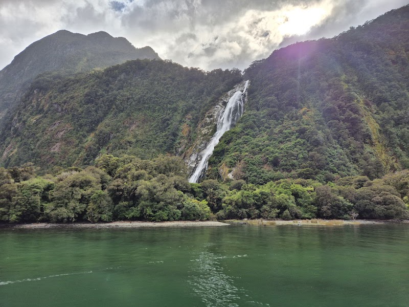 Milford Sound Eco Cruise Day Trip – Milford Sound, Fiordland, Nouvelle-Zélande (photo 3)