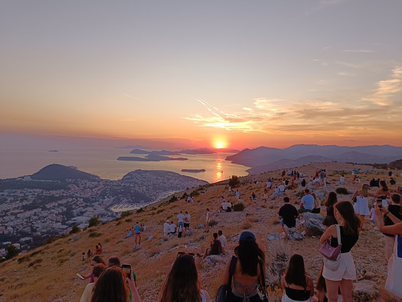 Mont Srd - Funiculaire et point de vue – Mont Srd Dubrovnik, Croatie (photo 2)