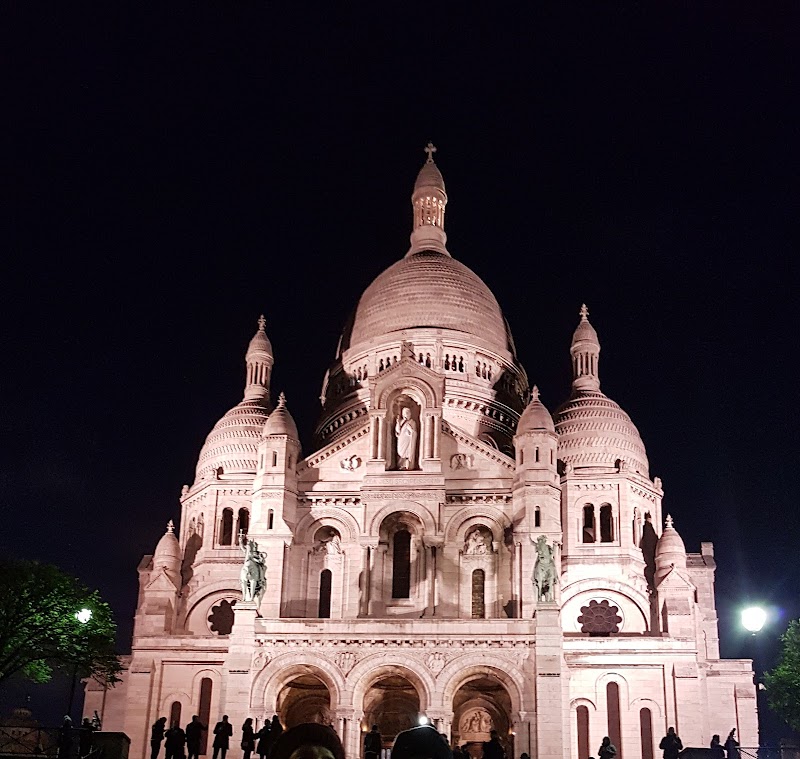 Montmartre et Basilique du Sacré-Cœur –  Quartier Montmartre, 18ème arrondissement (photo 3)
