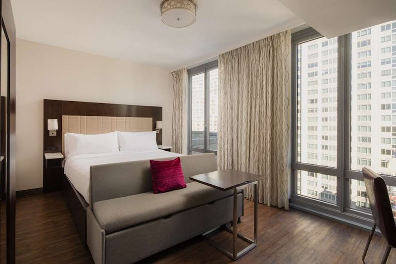 Morning business workout - Hotel Fitness Center – Embassy Suites by Hilton New York Manhattan Times Square (photo 2)