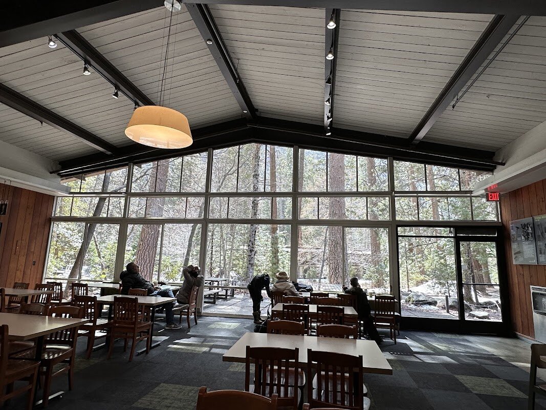 Mountain Room Restaurant – Yosemite Valley Lodge, Yosemite Valley (photo 1)