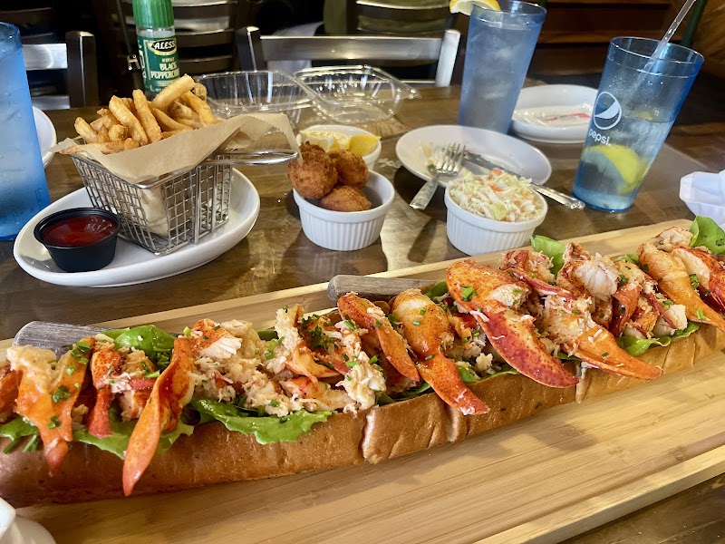 Nauti Lobstah – 311 S Forest Ave, Apopka, FL 32703 (photo 3)