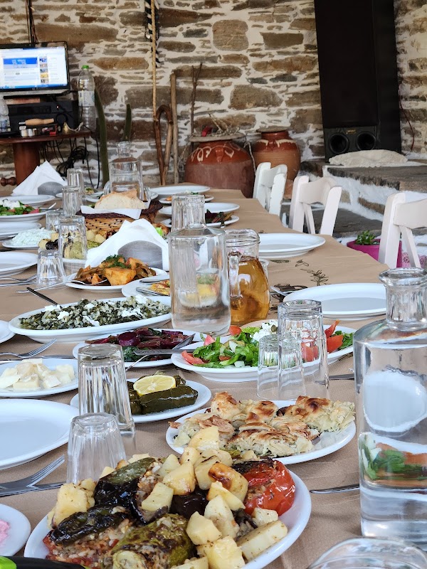 Naxos Half Day Cooking Class at Basiliko – Chora, Naxos (photo 3)