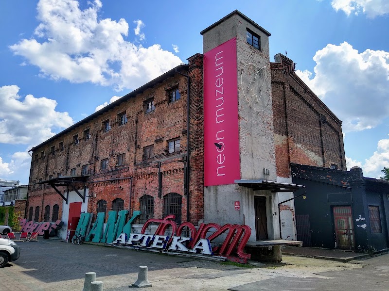 Neón Museum Warsaw – Praga, Varsovie (photo 2)