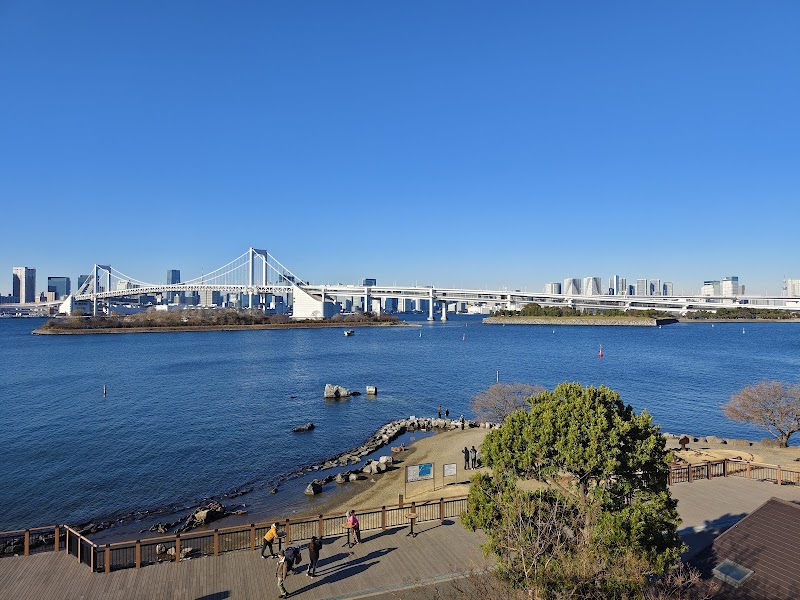 Odaiba Seaside Park – Odaiba Seaside Park, Odaiba, Tokyo (photo 3)