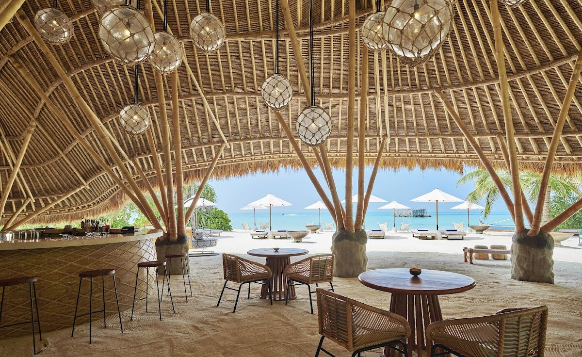 Onu Onu Bamboo Beach Bar – Beachfront Sirru Fen Fushi, Maldives (photo 1)
