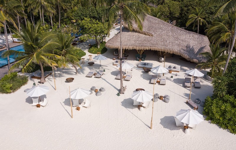 Onu Onu Bamboo Beach Bar – Beachfront Sirru Fen Fushi, Maldives (photo 3)