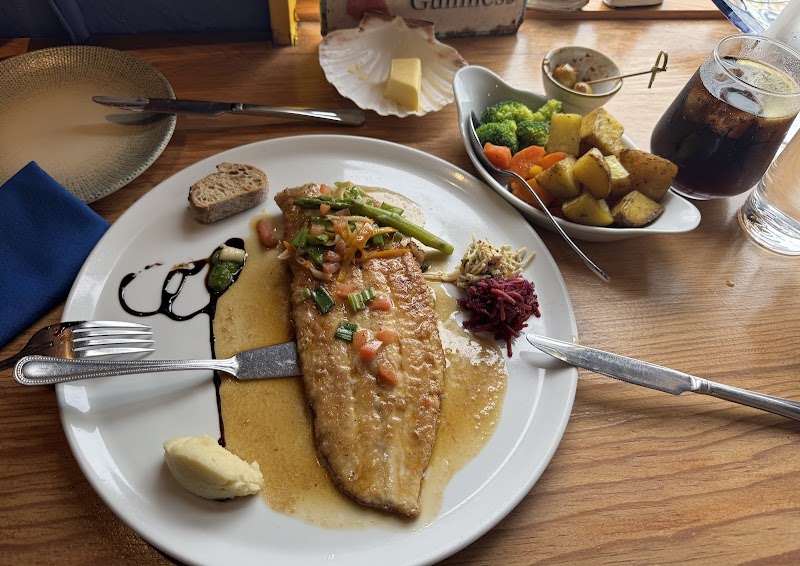 Out of the Blue Seafood – Waterside, Dingle, County Kerry, Irlande (photo 2)