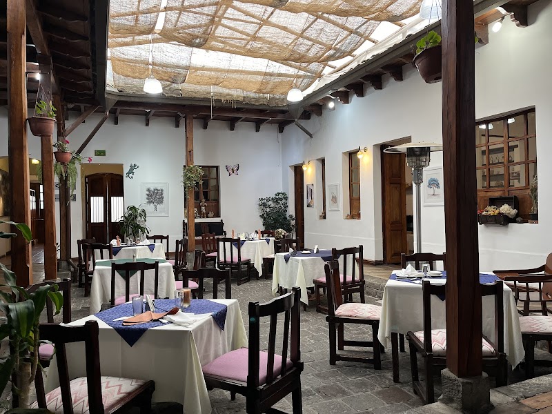 Pakari Tambo – Centre-ville, Otavalo, Imbabura, Equateur (photo 3)