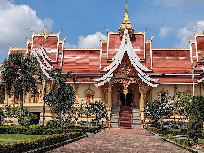 Pha That Luang – Vientiane centre (photo 3)