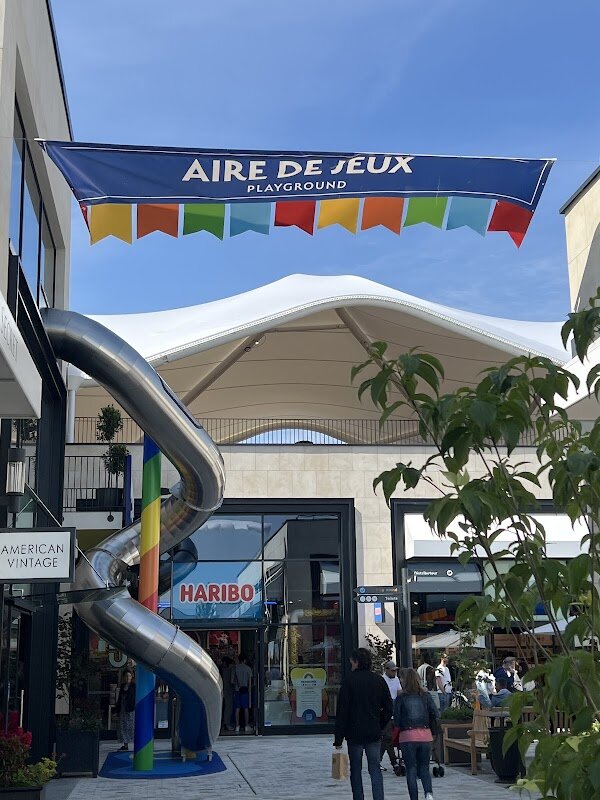Photographie village et architecture locale – Giverny centre (photo 1)