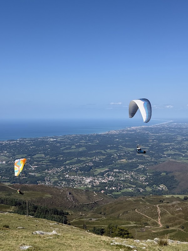 Pique-nique au sommet de La Rhune – Sommet de La Rhune (photo 2)