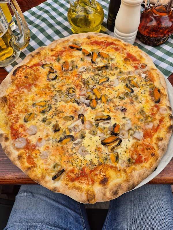 Pizzeria Kristian – Ulica Gradska vrata, 21220 Trogir, Croatie (photo 3)