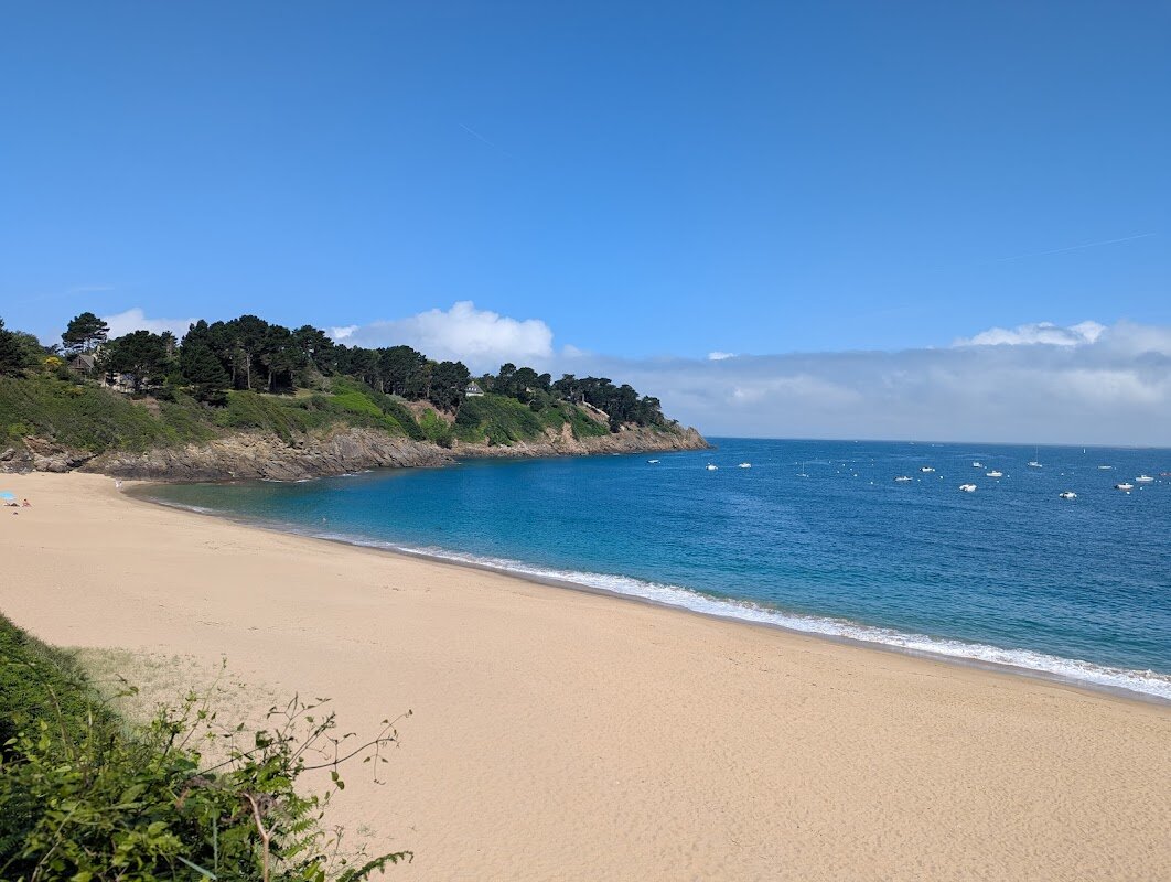 Randonnée côtière sur le GR34 (Saint-Malo à Dinard) – Sentier des Douaniers (GR34), plage de Bon Secours, Intra-Muros, 35400 Saint-Malo (photo 1)