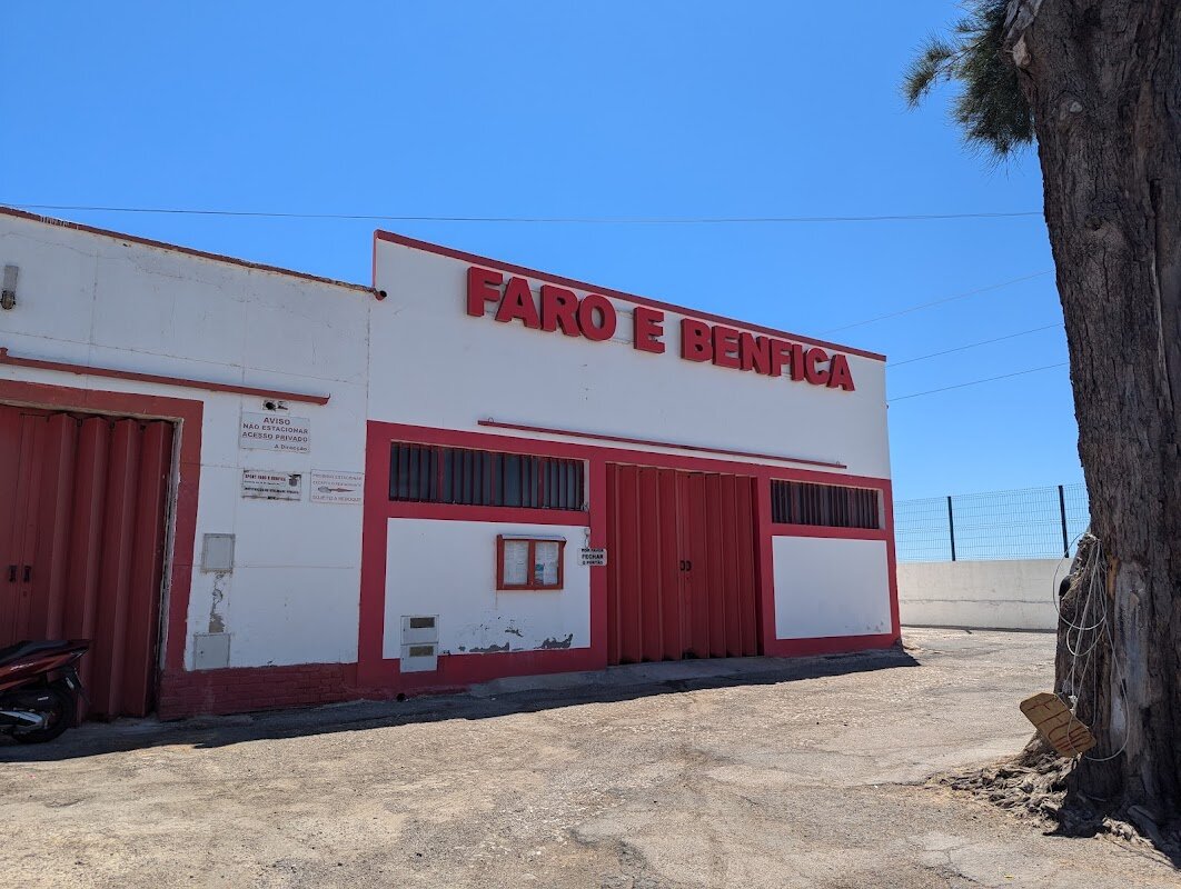 Restaurante Faro e Benfica – Marina de Faro (photo 1)