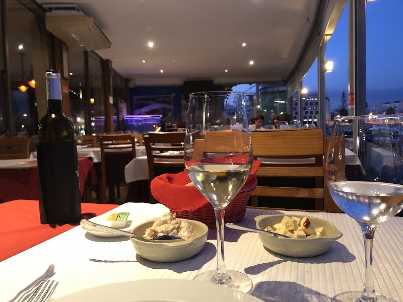 Restaurante Faro e Benfica – Marina de Faro (photo 2)