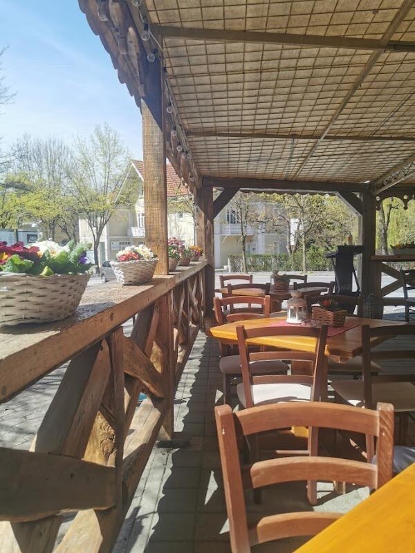 Restavracija Central Bled – Vintgar Gorge/Bled (photo 1)