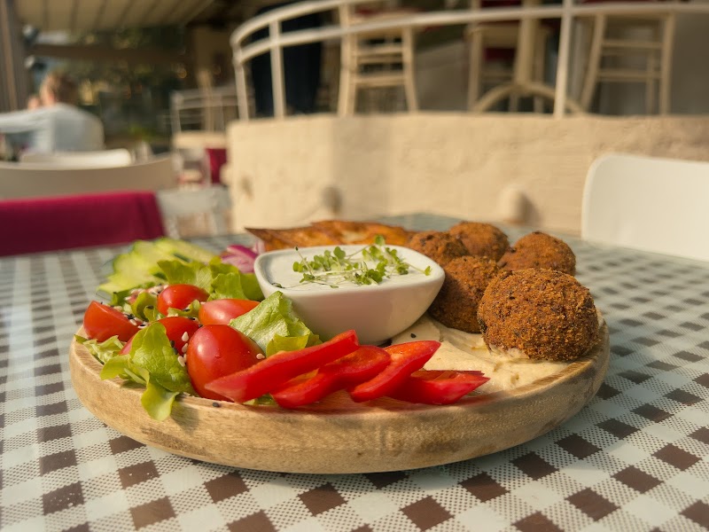 Resto Bar Taraca – Old Town Kotor (photo 2)