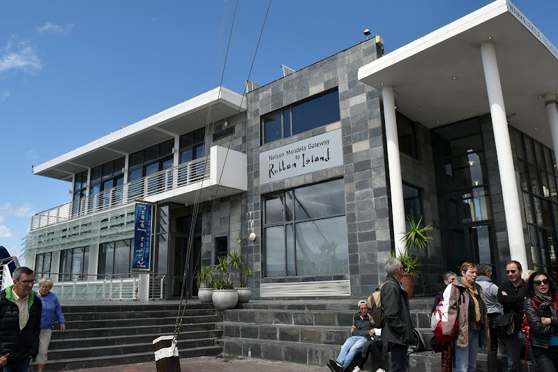 Robben Island Tour – V&A Waterfront, Cape Town (photo 2)