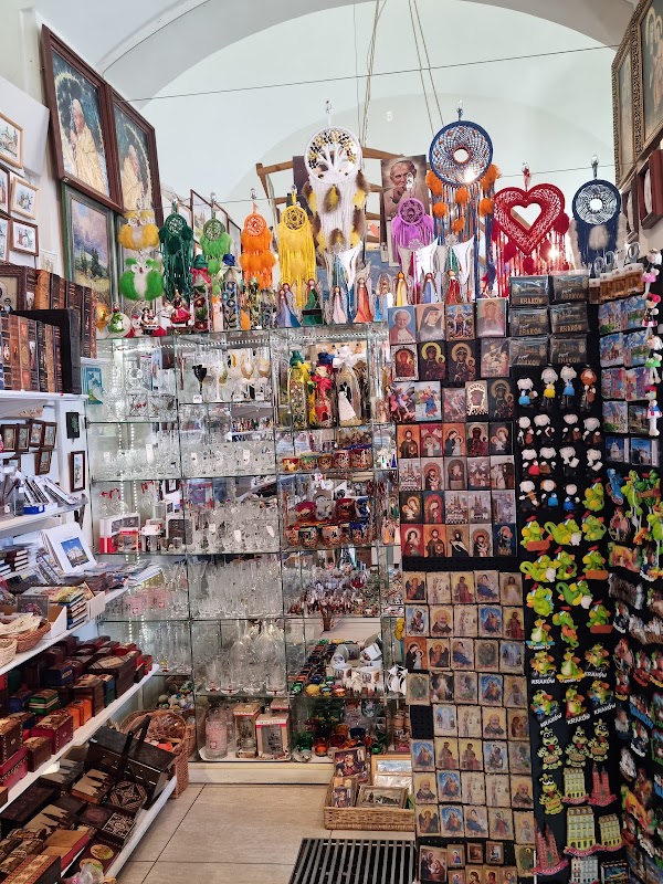 Rynek Główny et achats souvenirs – Stare Miasto, Cracovie, Pologne (photo 2)