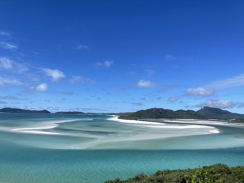 Sailing Whitsundays – 4/1 Airlie Esplanade, Airlie Beach QLD 4802, Australia (photo 3)