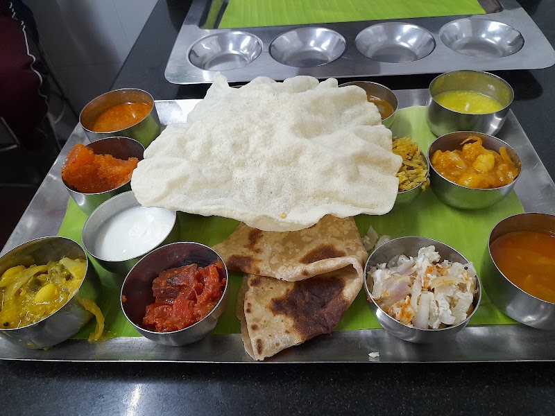 Saravana Bhavan Munnar – Munnar Junction (photo 2)
