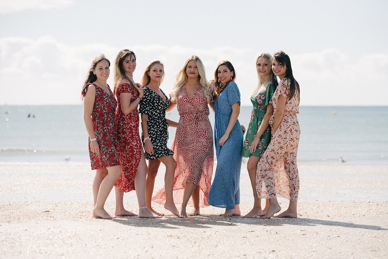 Shooting photo EVJF professionnel – Playa d'en Bossa, Ibiza (photo 2)