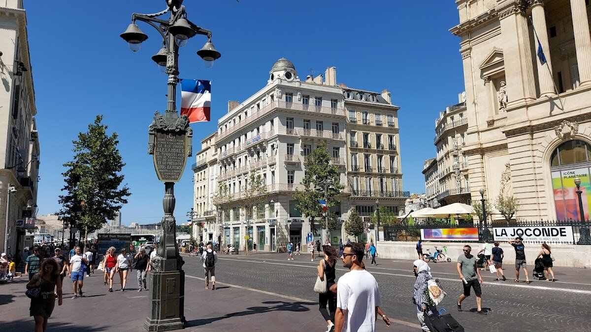 Shopping sur la Canebière et le Vieux-Port – La Canebière, 13001 Marseille (photo 1)